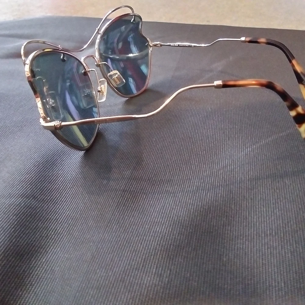 Miu Miu Mirror Sunglasses - Picture 10 of 10